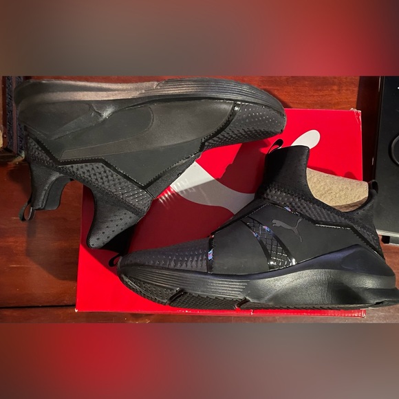 PUMA Fierce Core Triple Black Mid Top Athletic Cross Trainer - Picture 3 of 8